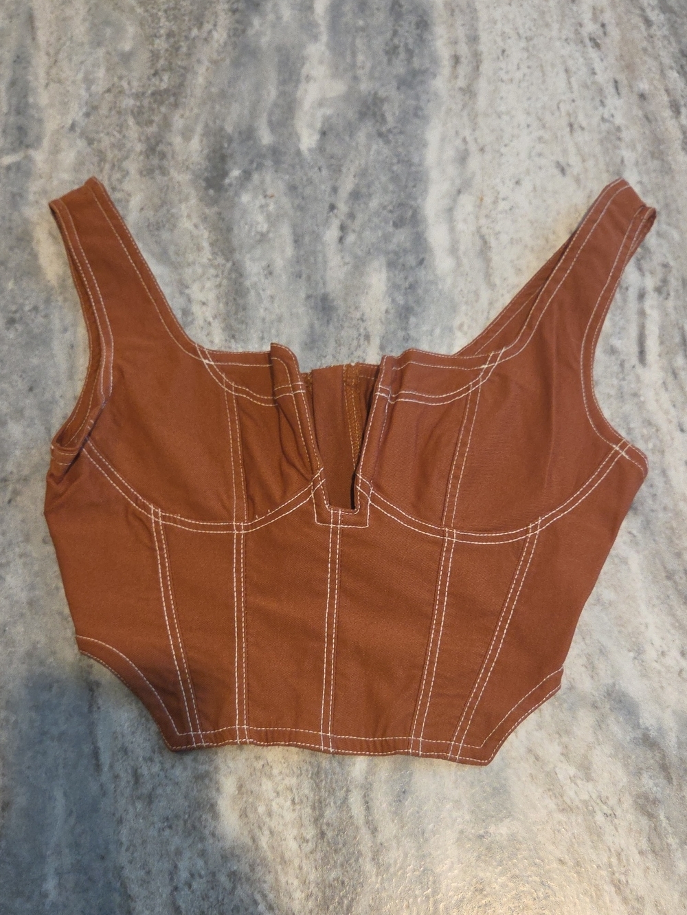 Women's Rust Brown Contrast-Stitch Crop Top